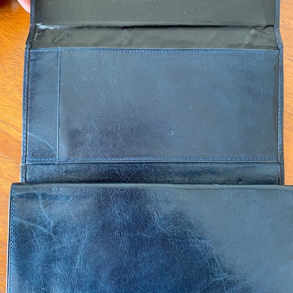 Rare Pedano Canada Womans Navy Leather Wallet - Picture 7 of 8